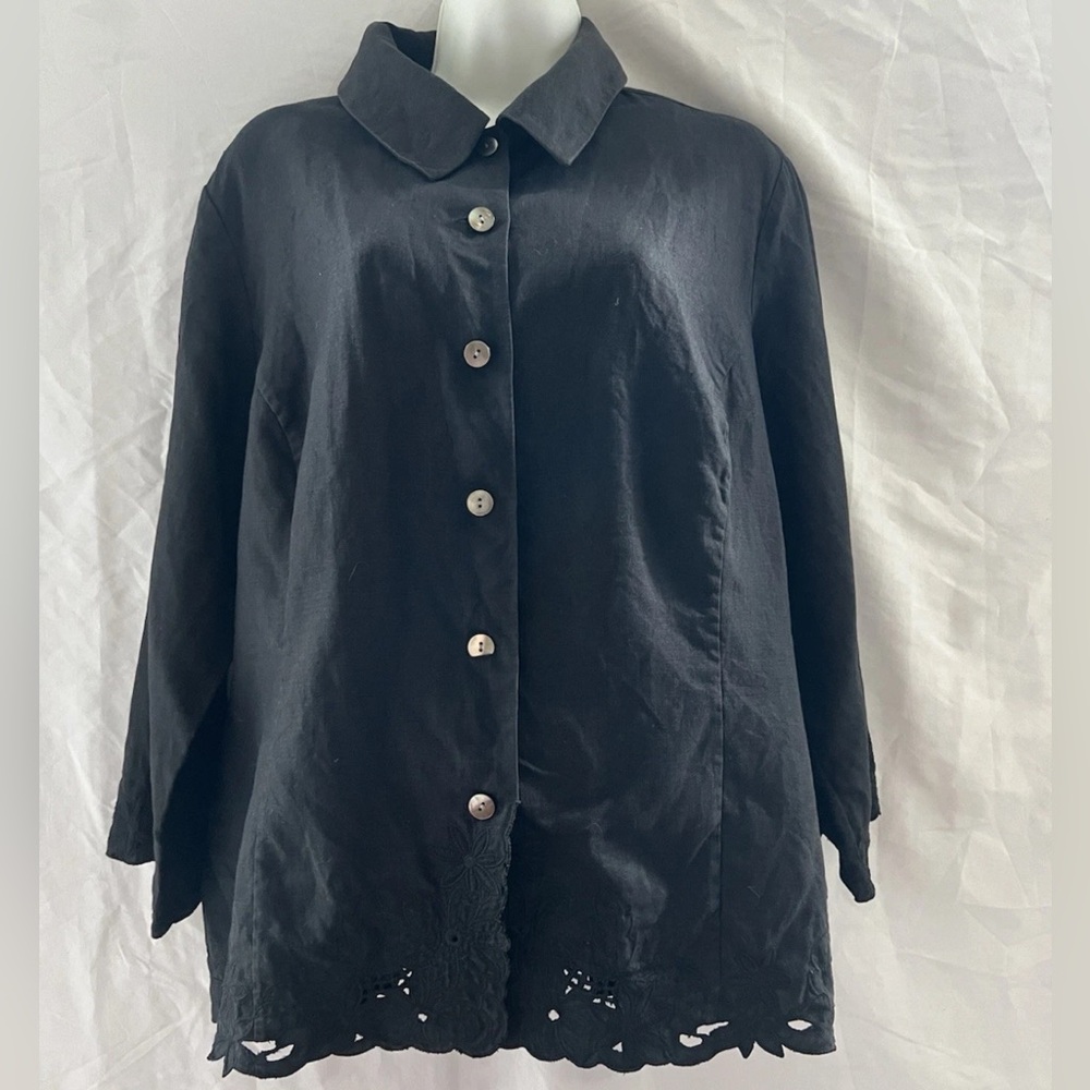 Kate Hill Black Button-Down Women's Shirt